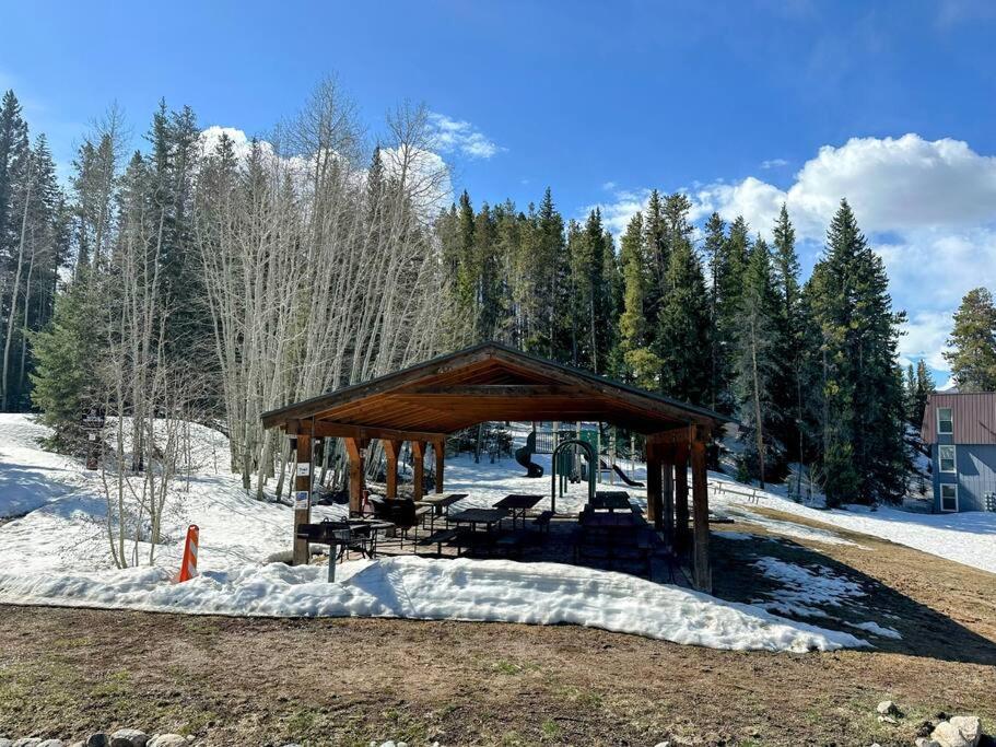 Winter Haus, Winter Park 2 Bedrooms Corner Unit W Outdoor Patio Walking Distance To The Center Of Town Exterior foto