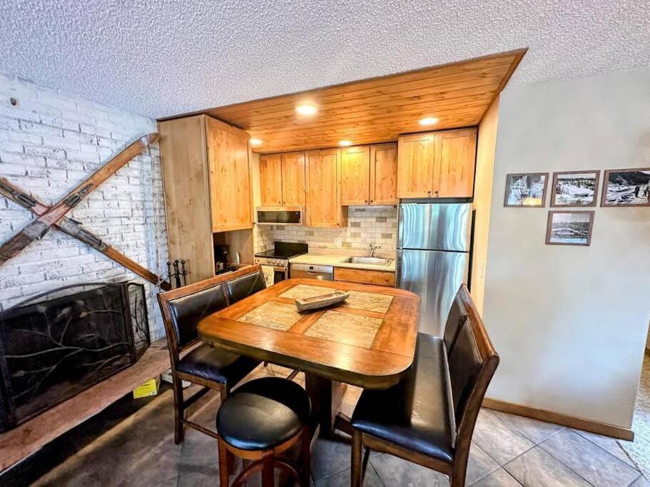 Winter Haus, Winter Park 2 Bedrooms Corner Unit W Outdoor Patio Walking Distance To The Center Of Town Exterior foto